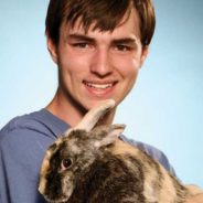 Teenager Is Training Rabbits To Become Therapy Animals On “Peacebunny Island”