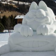 10 Impressive Animal Snow Sculptures